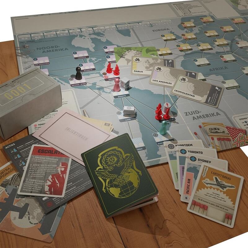 A Pandemic Legacy Seizoen 0 NL setup by Z-Man Games shows a world map, playing pieces, cards, a green passport booklet, and a “CO01” box, with city and event cards spread out on a wooden table.